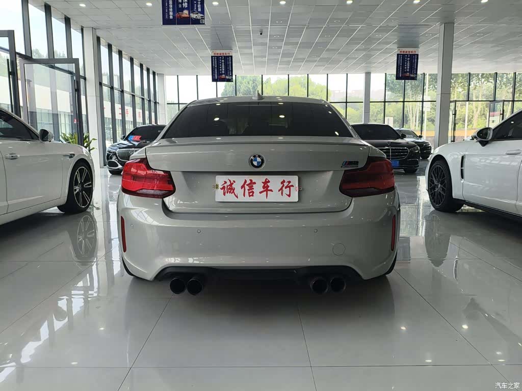 BMW M2, 2019 все фото