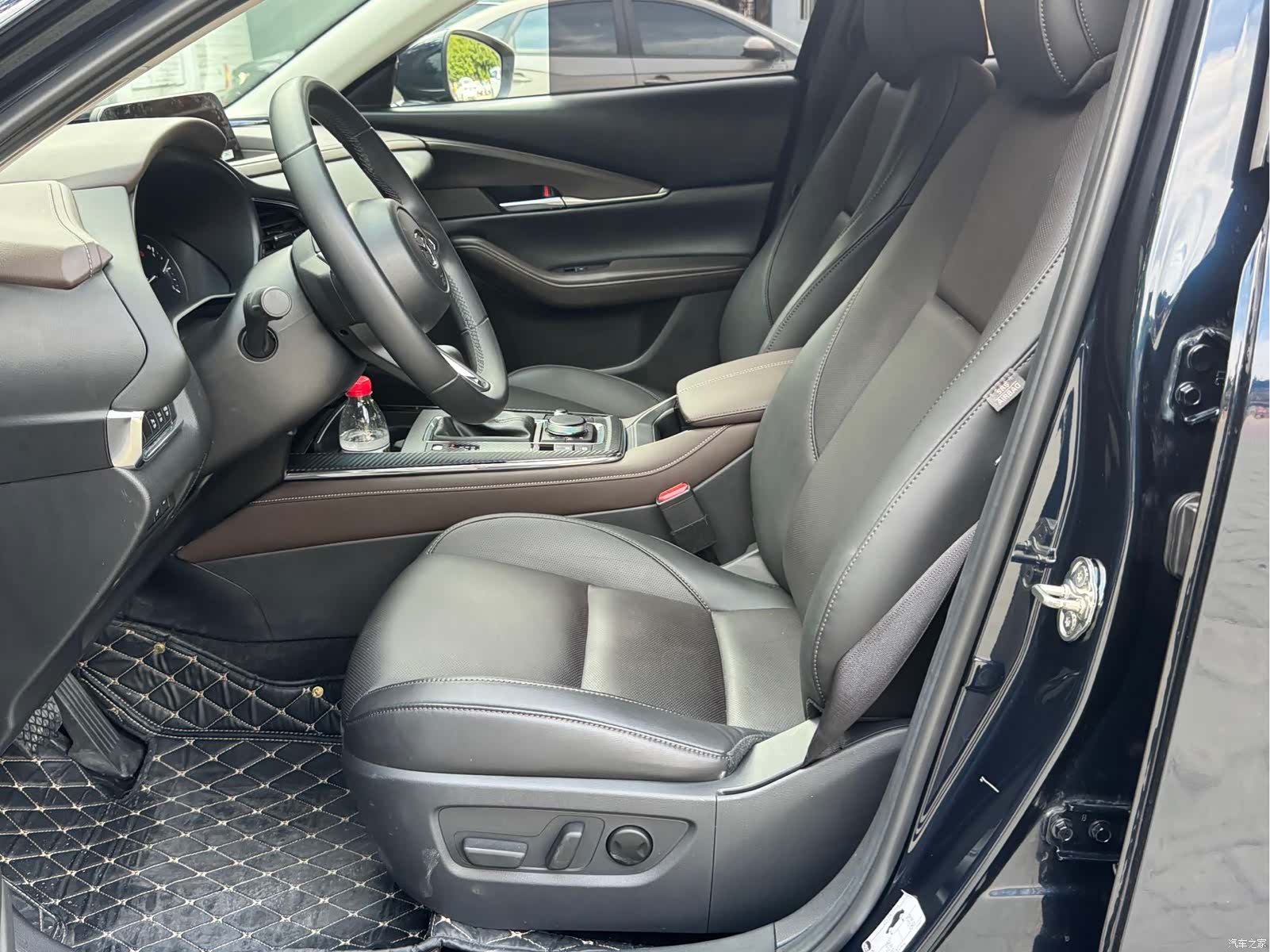 Mazda CX-30, 2022 13