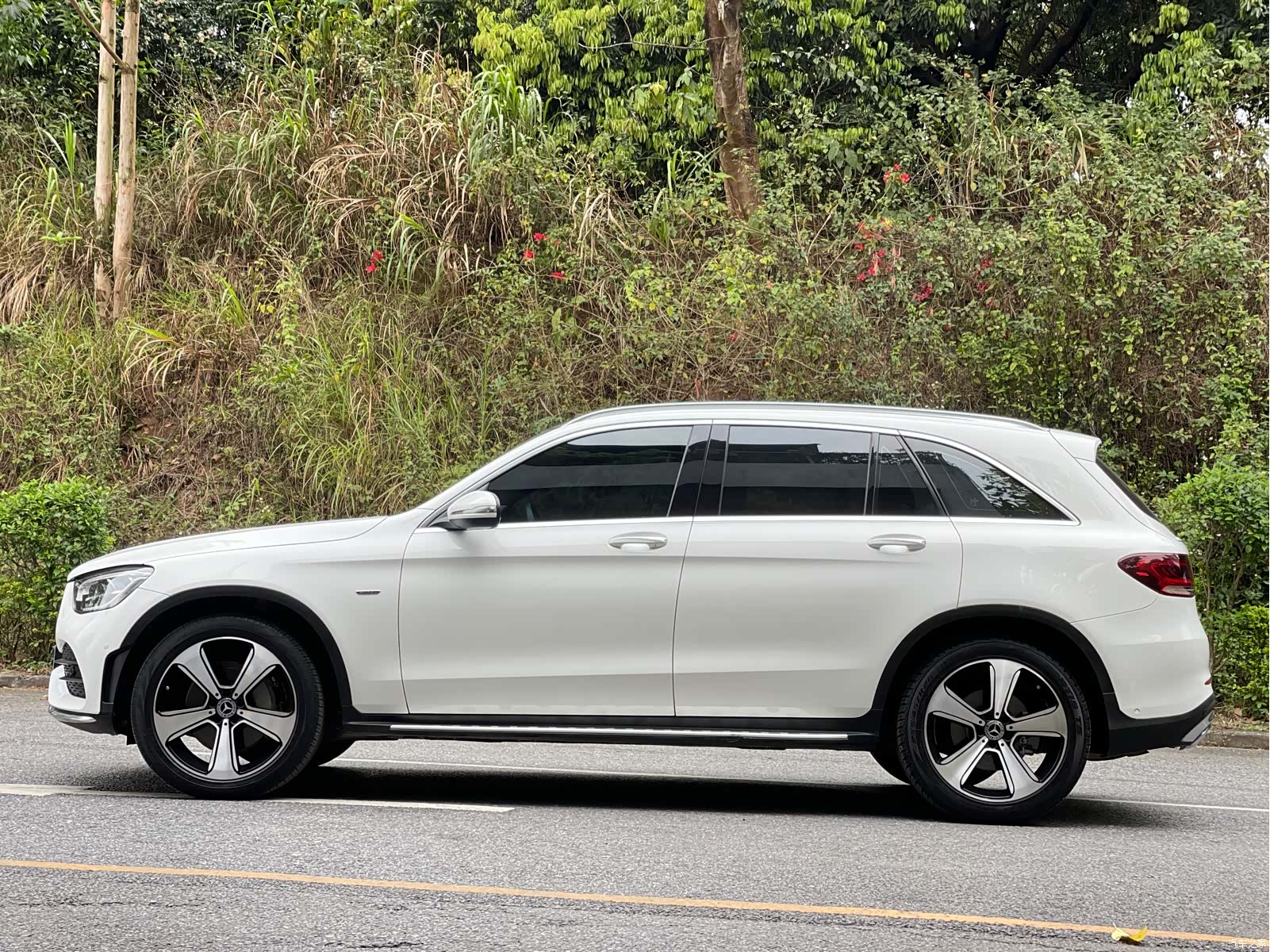 Mercedes-Benz GLC, 2023 19