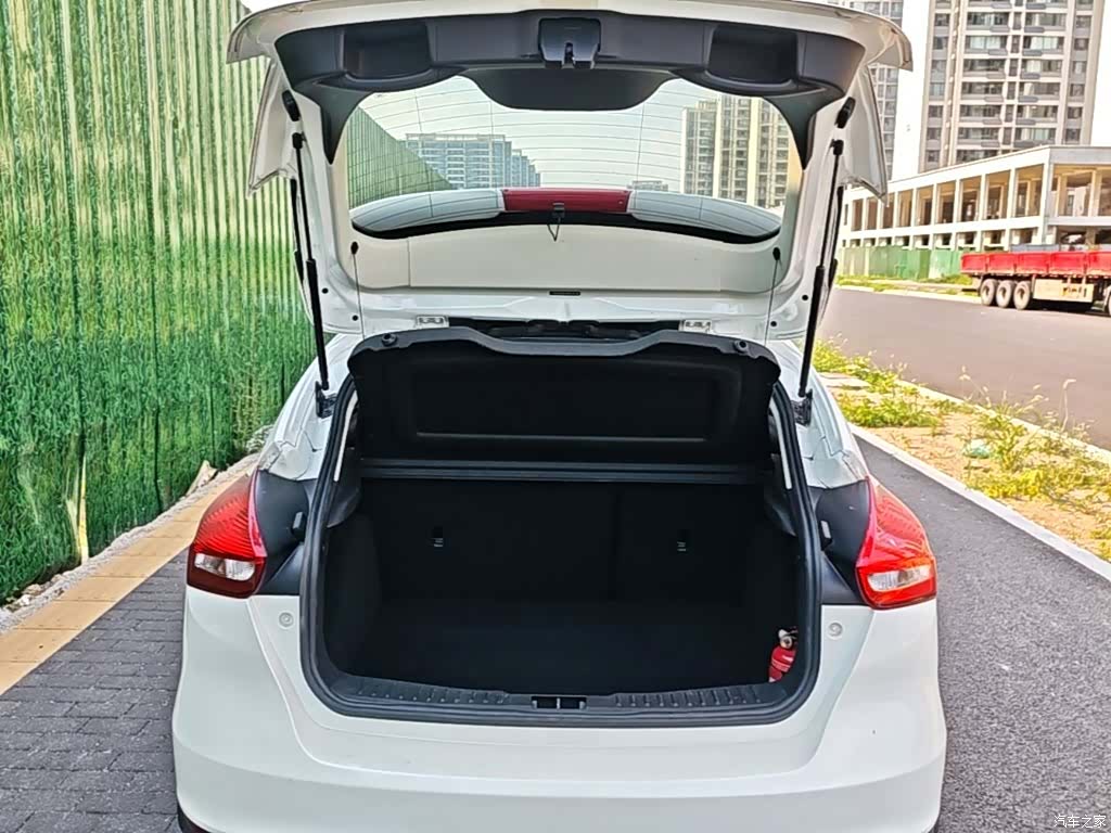 Ford Focus, 2017 19
