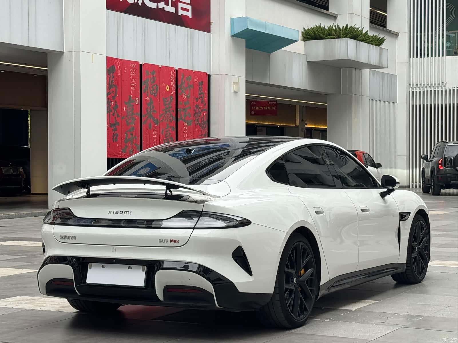 Xiaomi SU7, 2024 12