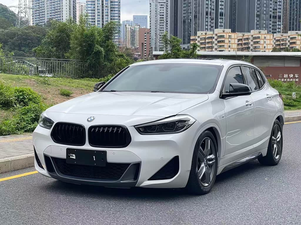BMW X2