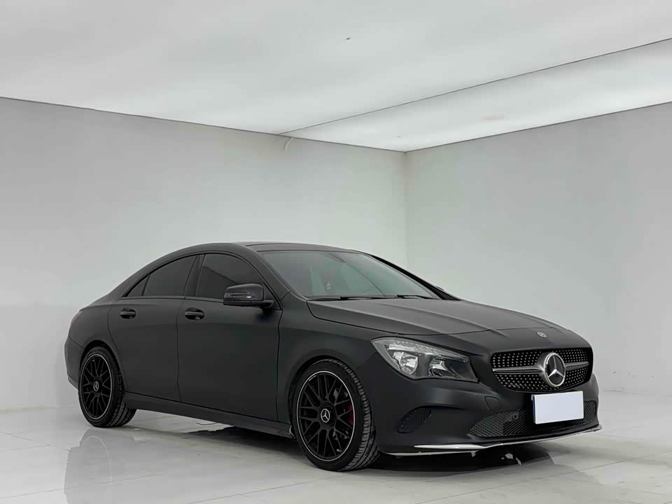 Mercedes-Benz CLA