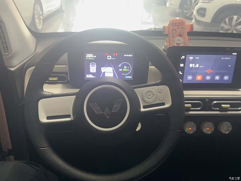 Wuling MINIEV, 2024 4