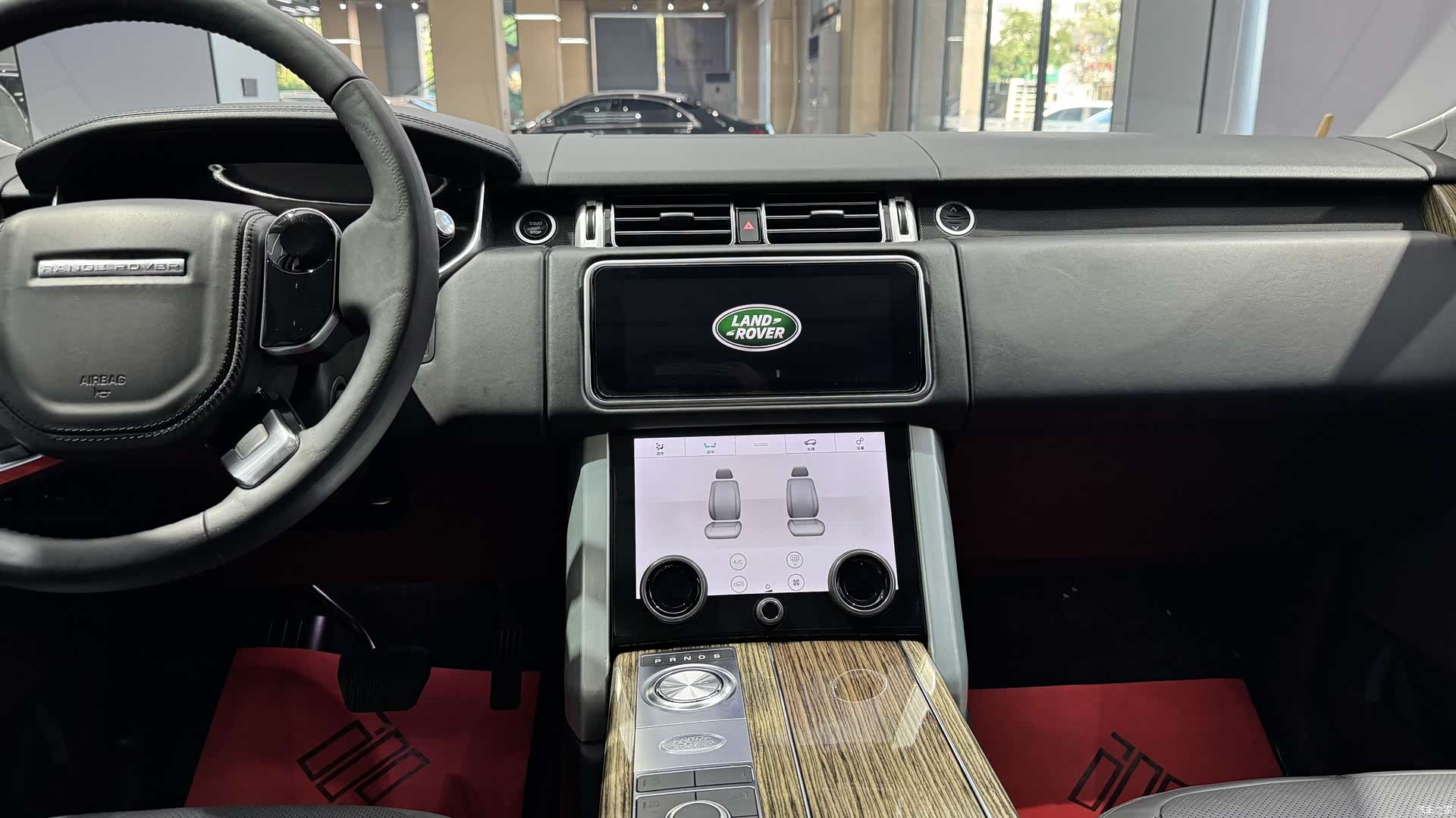 Land Rover Range Rover, 2019 12