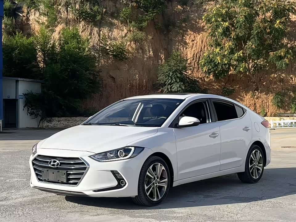 Hyundai Lead