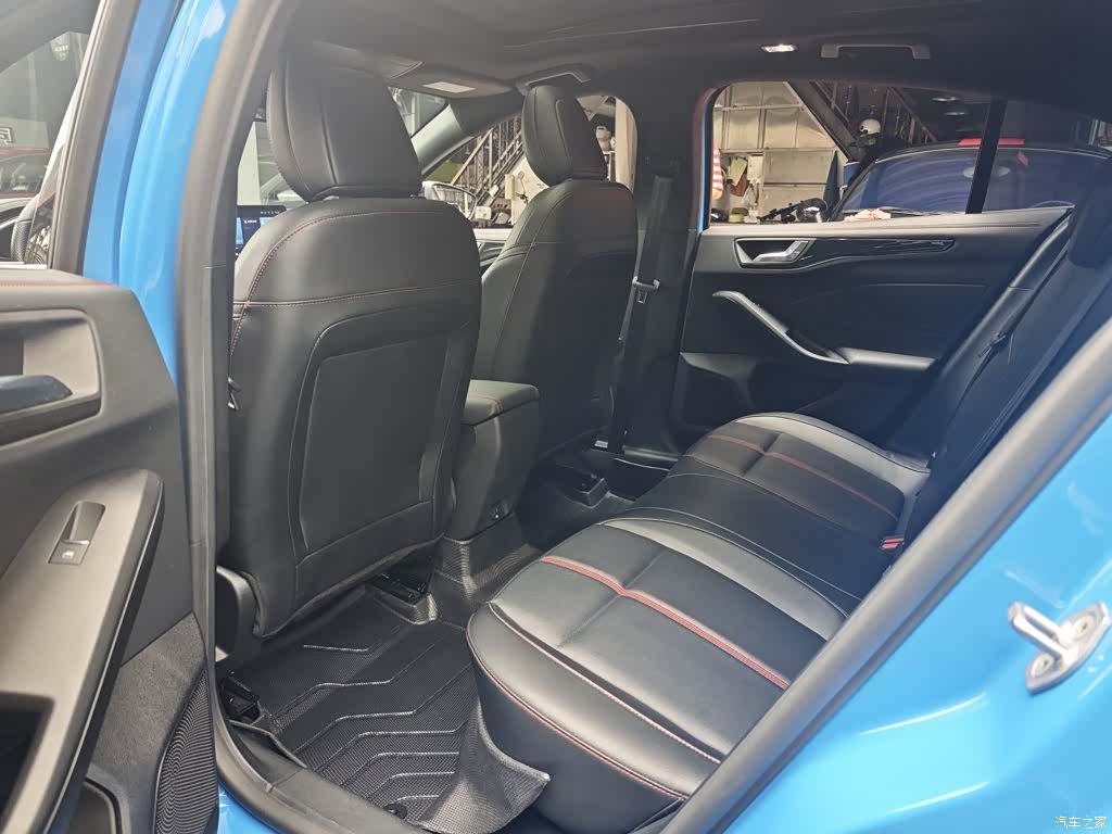 Ford Focus, 2023 17
