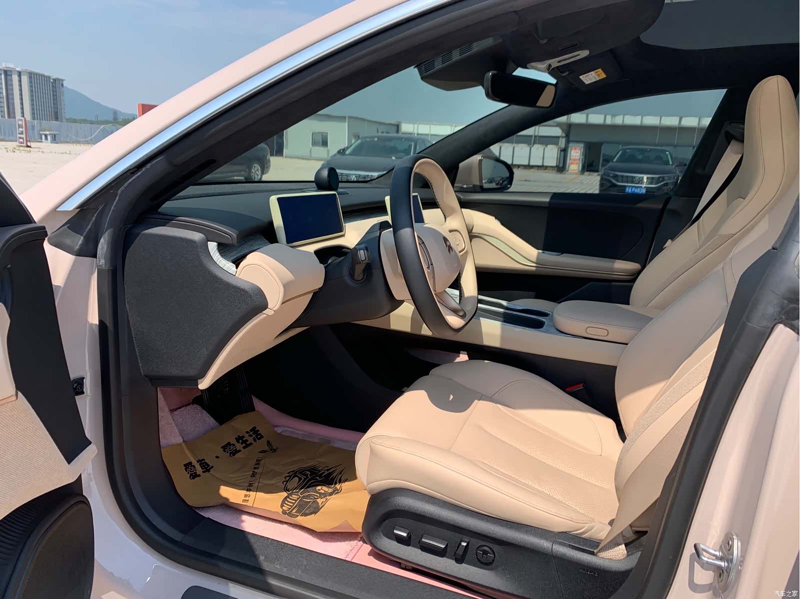 NIO ET5, 2023 8