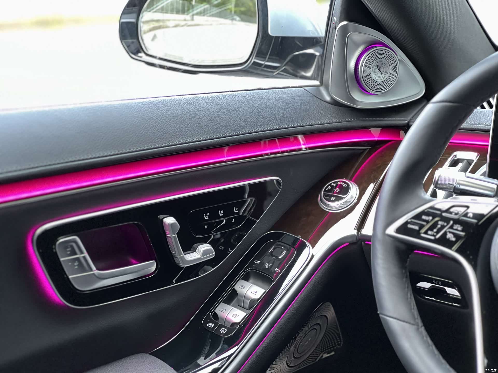 Mercedes-Benz S-Class, 2023 9