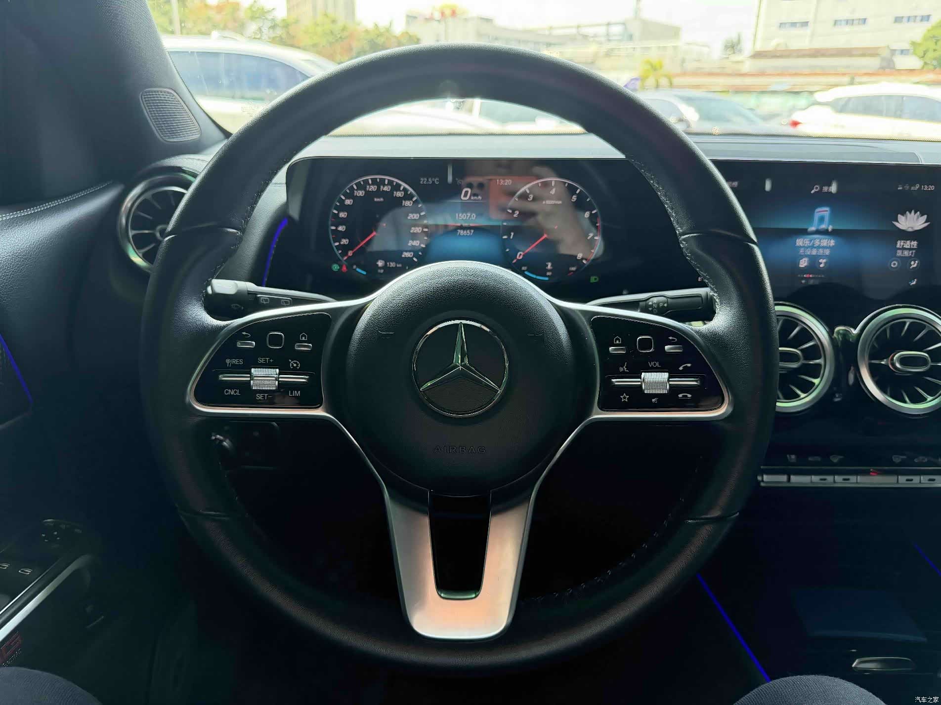 Mercedes-Benz GLB, 2021 12