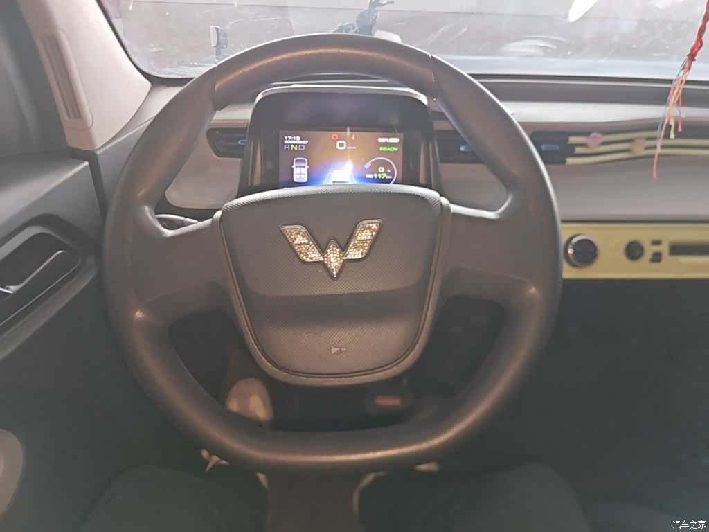 Wuling MINIEV, 2022 11