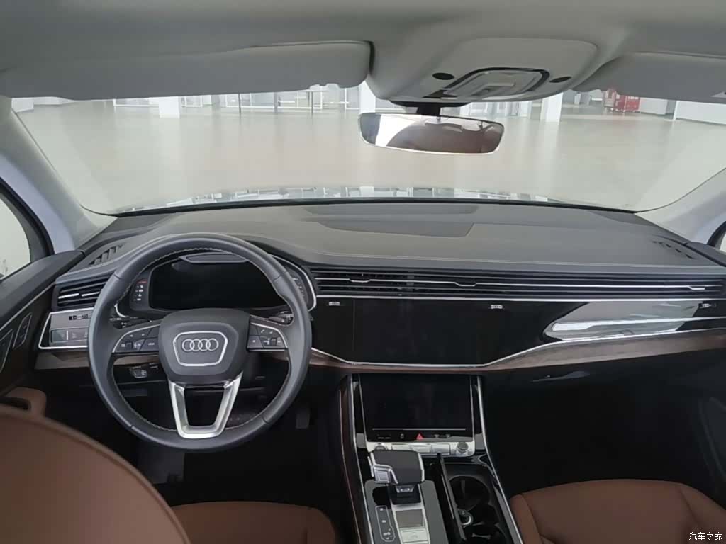 Audi Q7, 2025 16