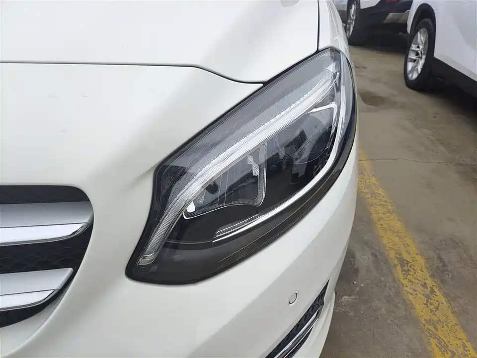 Mercedes-Benz Class B