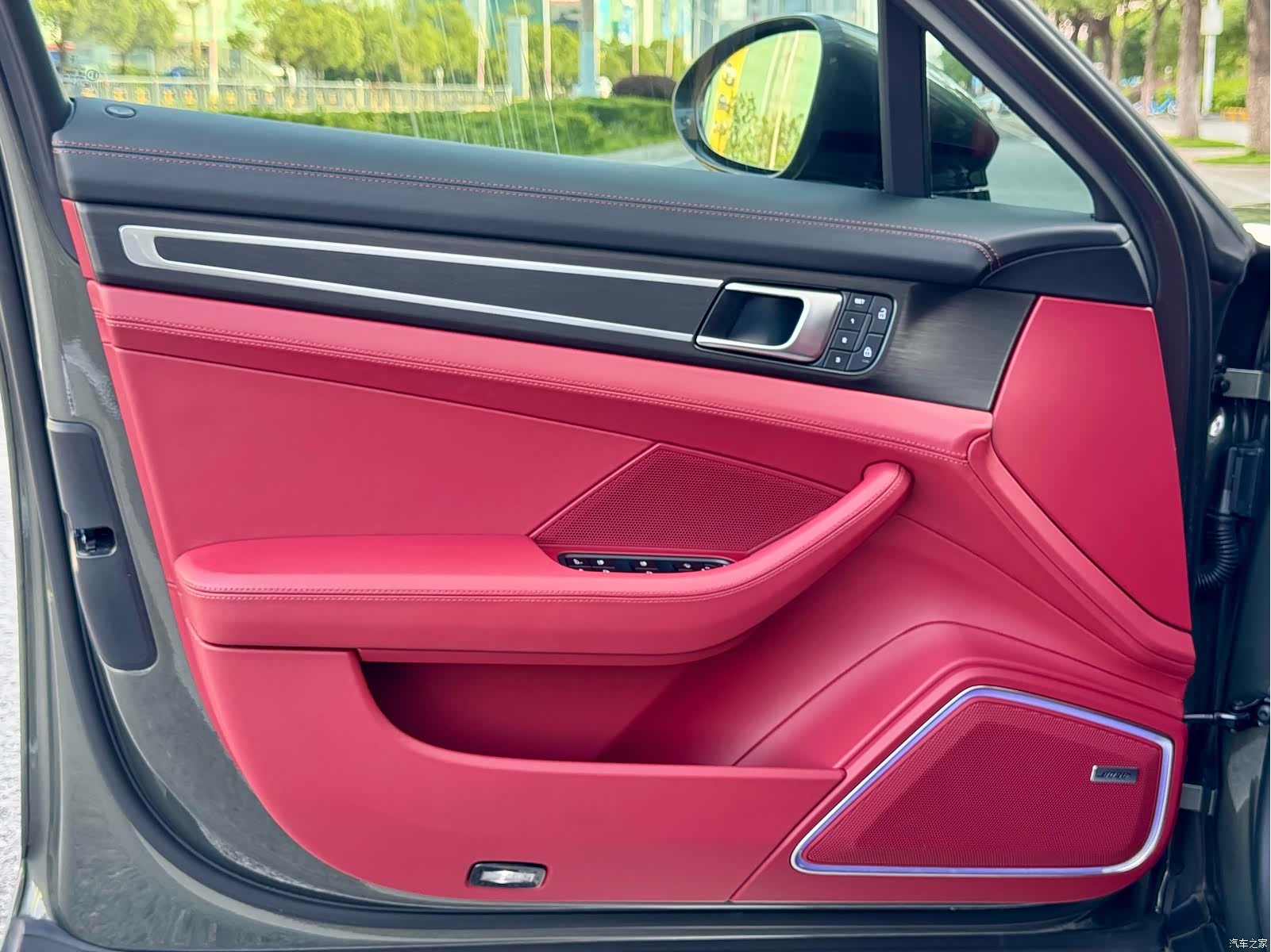 Porsche Panamera, 2023 11