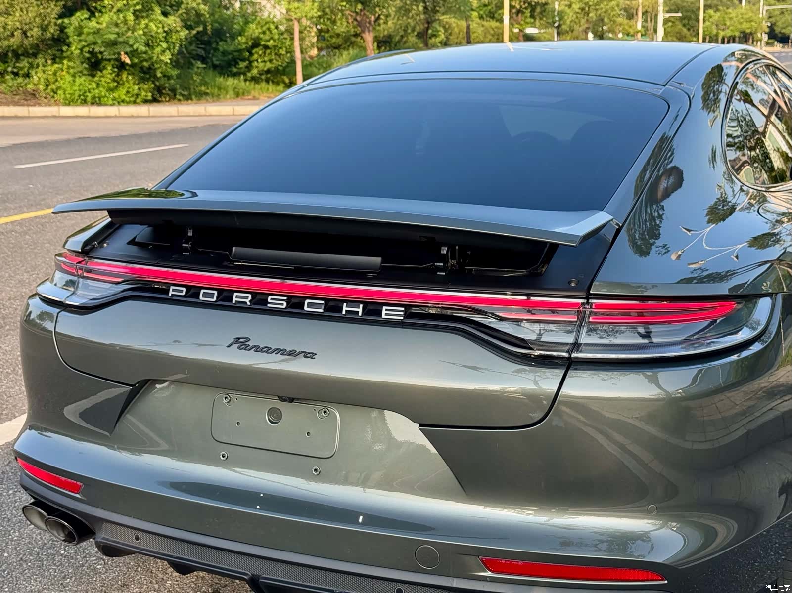 Porsche Panamera, 2023 10