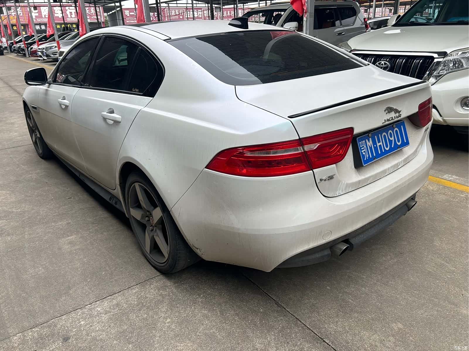Jaguar XE, 2017 6
