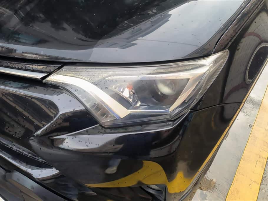 Toyota RAV4 Rongfang