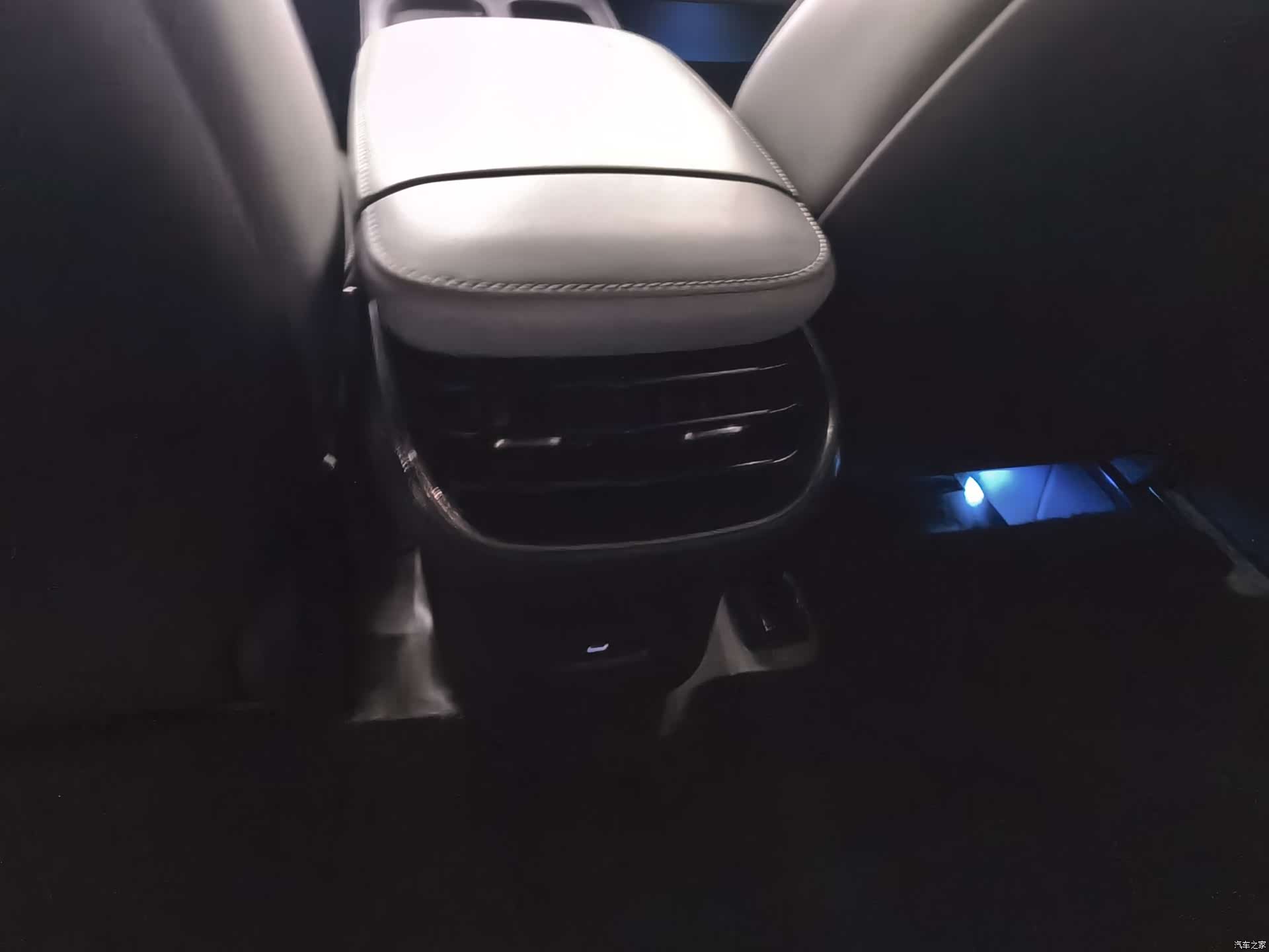 NIO ET5, 2025 12