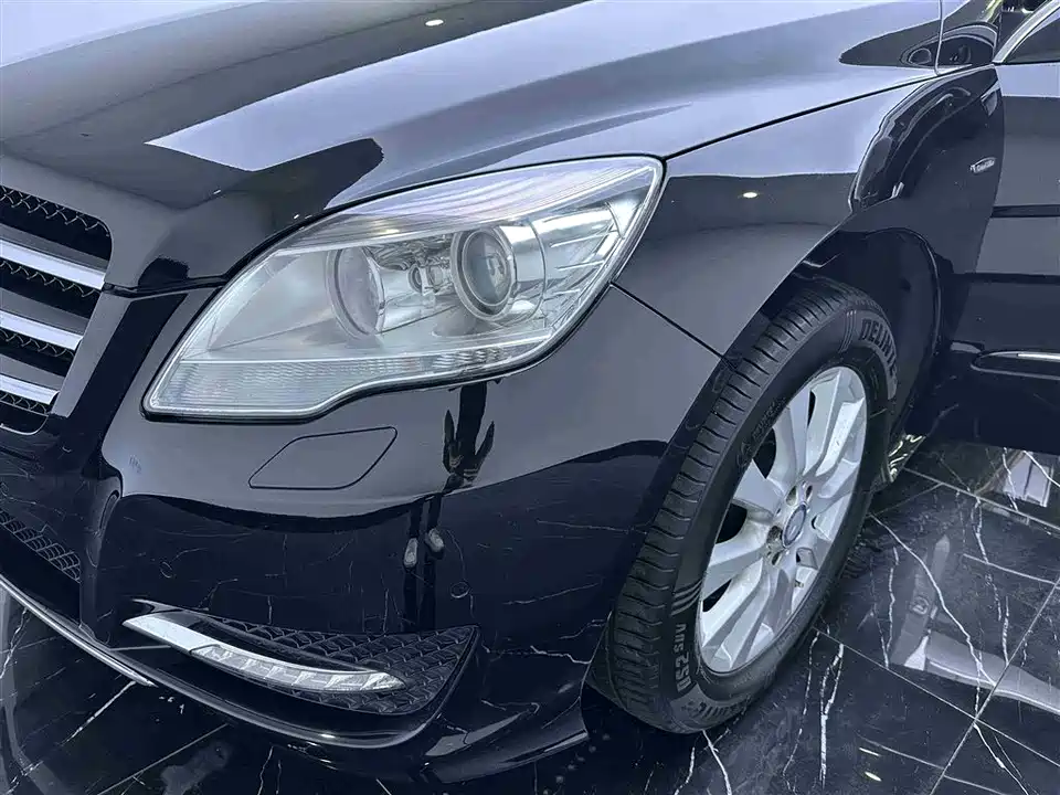 Mercedes-Benz R-class