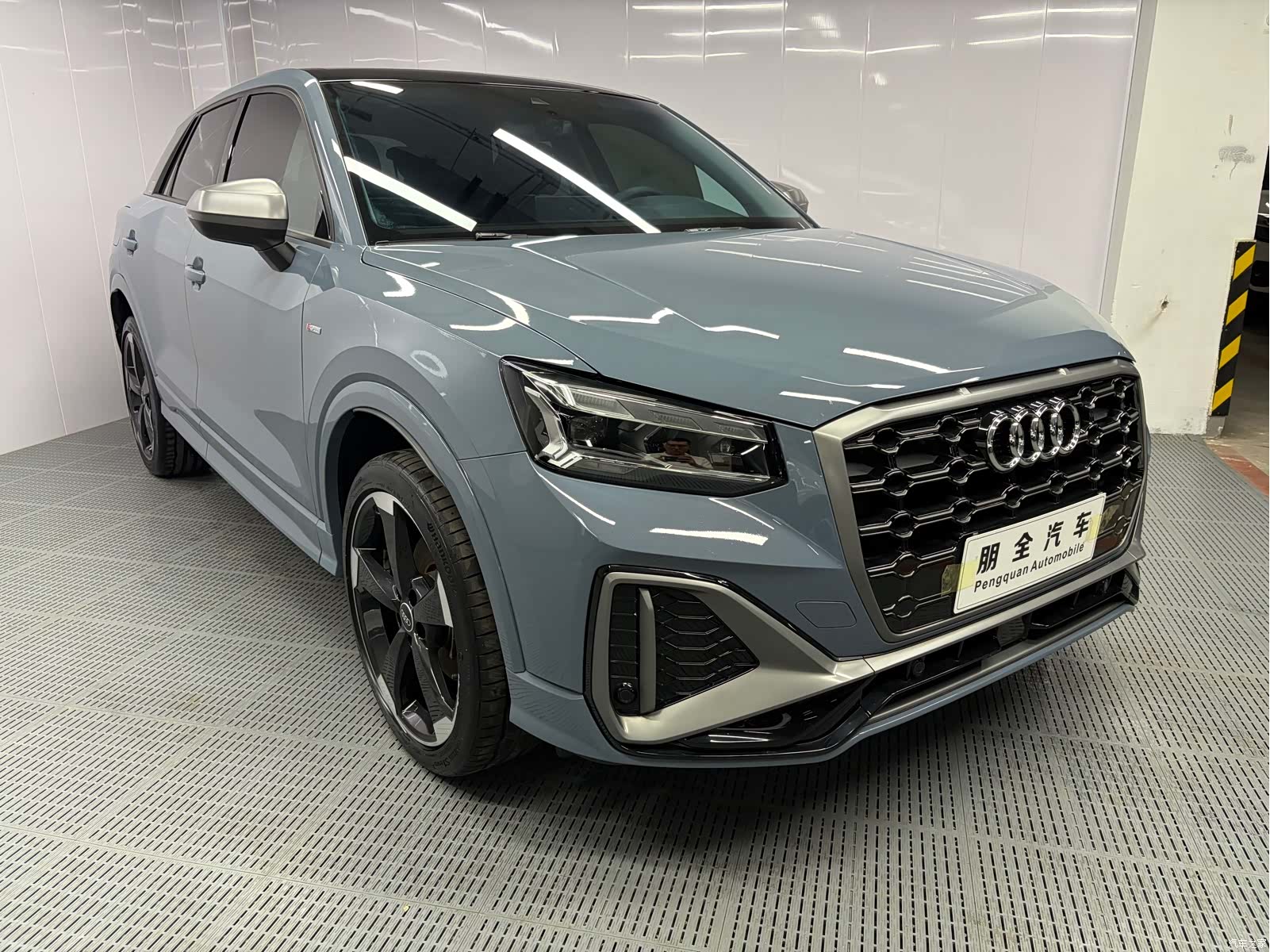 Audi Q2L, 2023 3