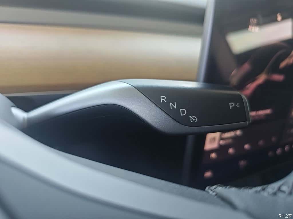 Tesla Model Y, 2021 14