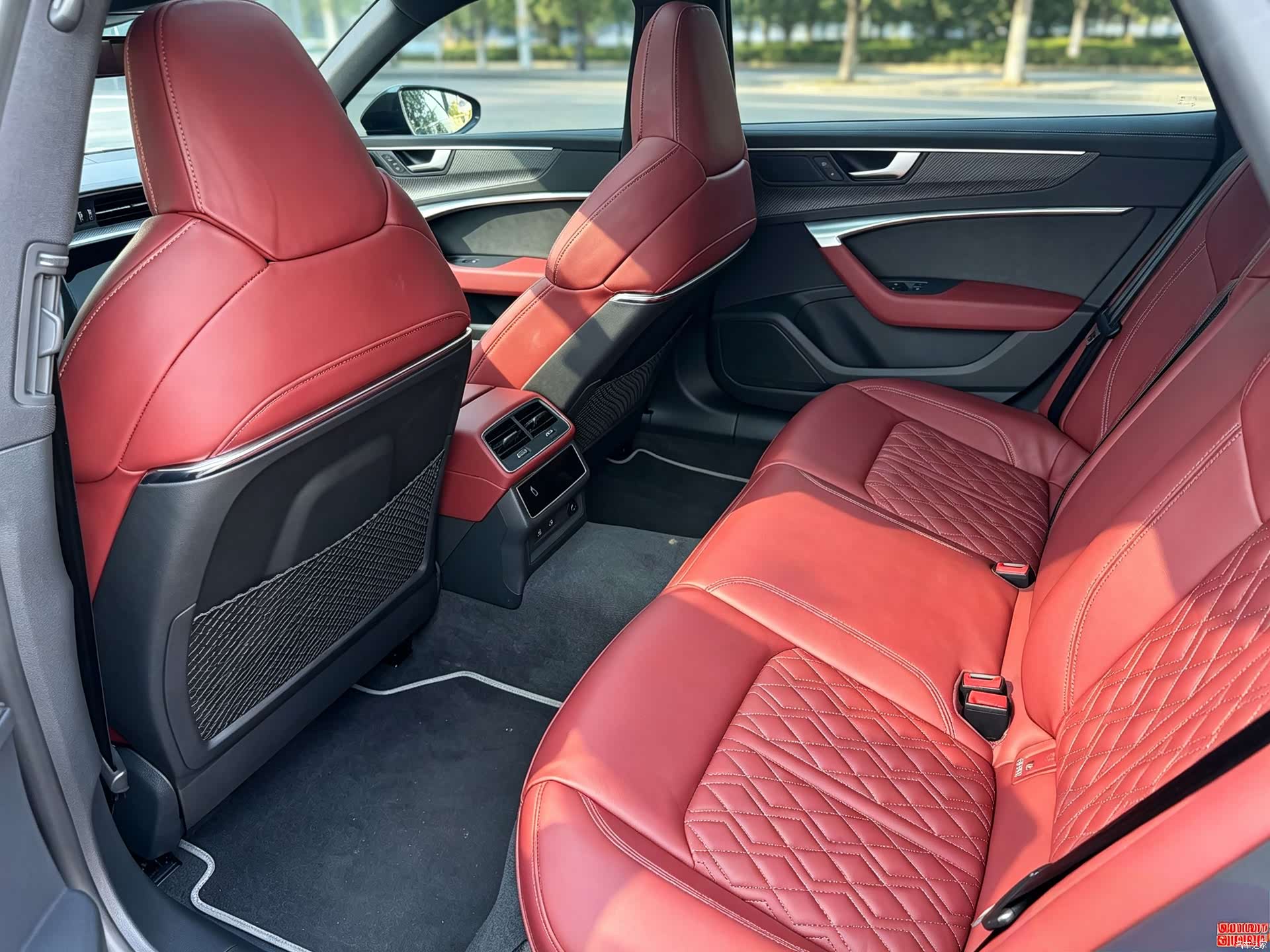 Audi A7L, 2023 8