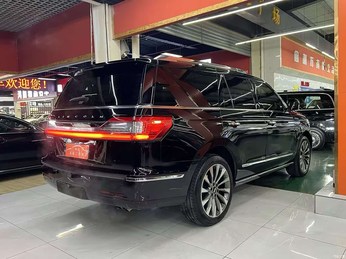 Lincoln Navigator, 2019 9