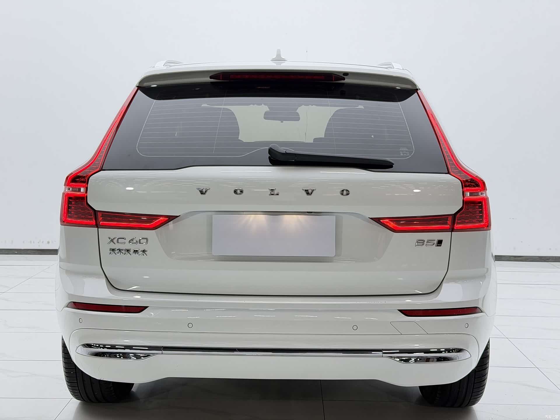 Volvo XC60, 2023 11