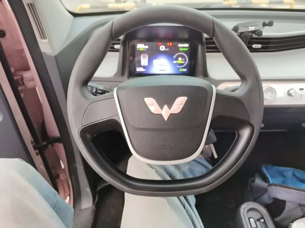 Wuling MINIEV, 2021 4
