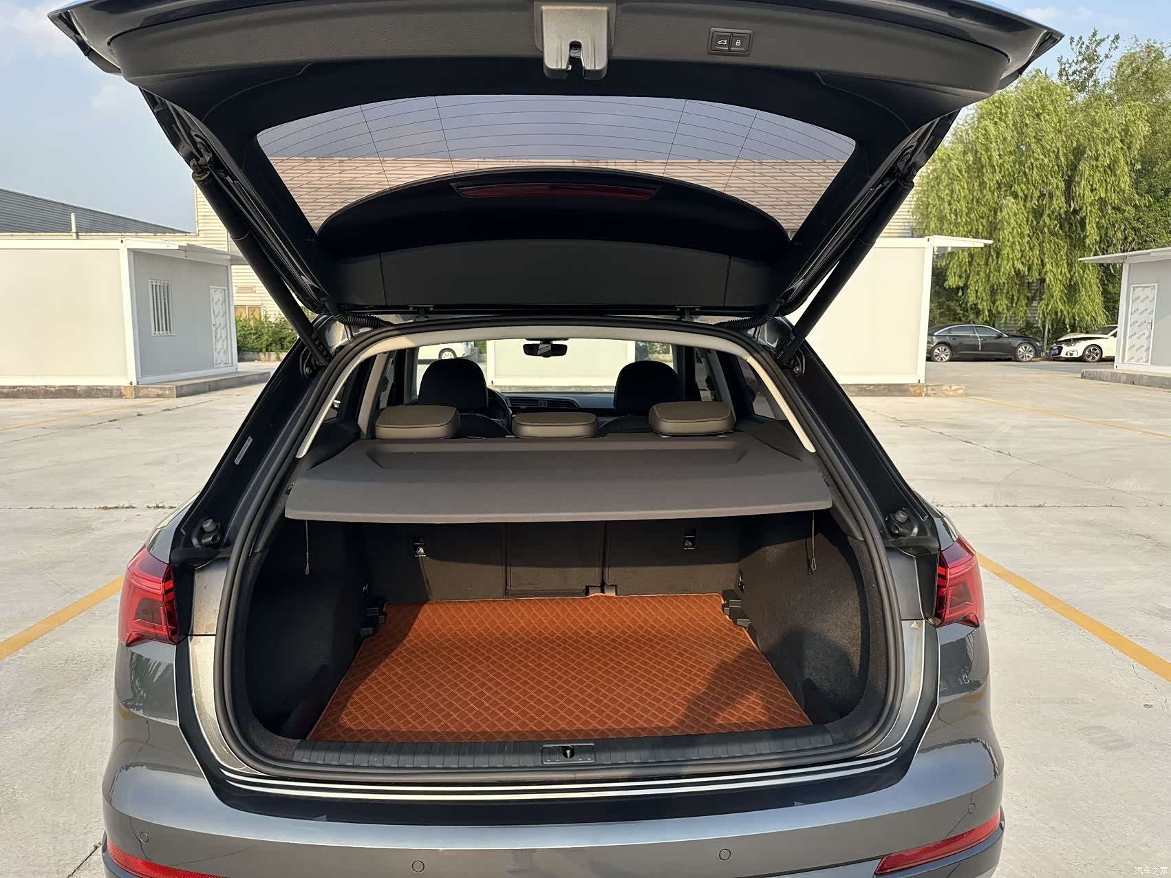 Audi Q3, 2022 6