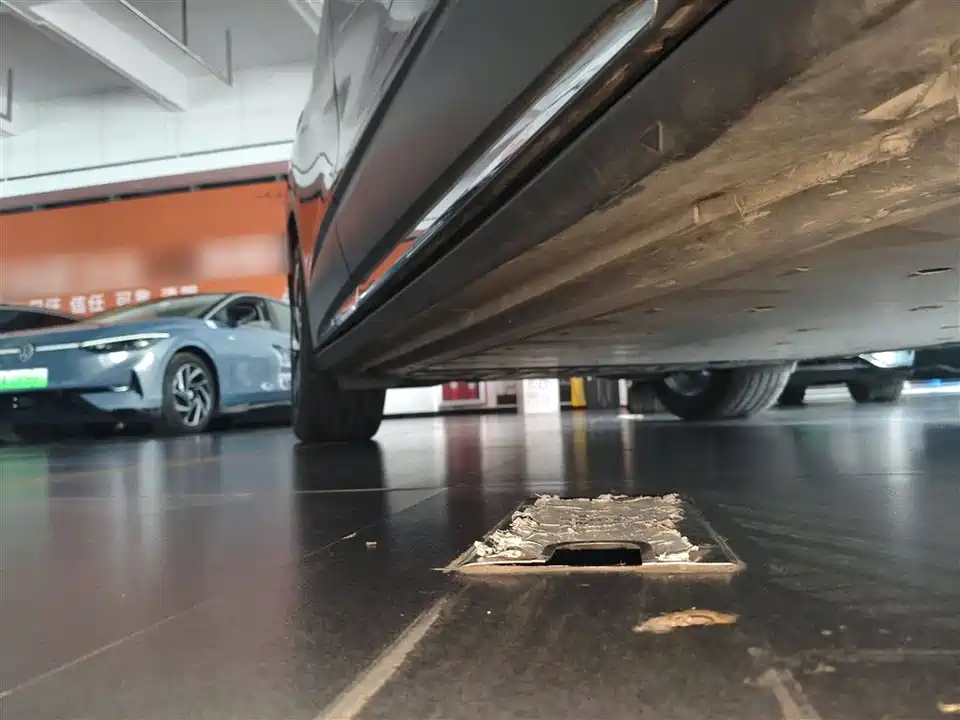 Volkswagen ID.6 CROZZ