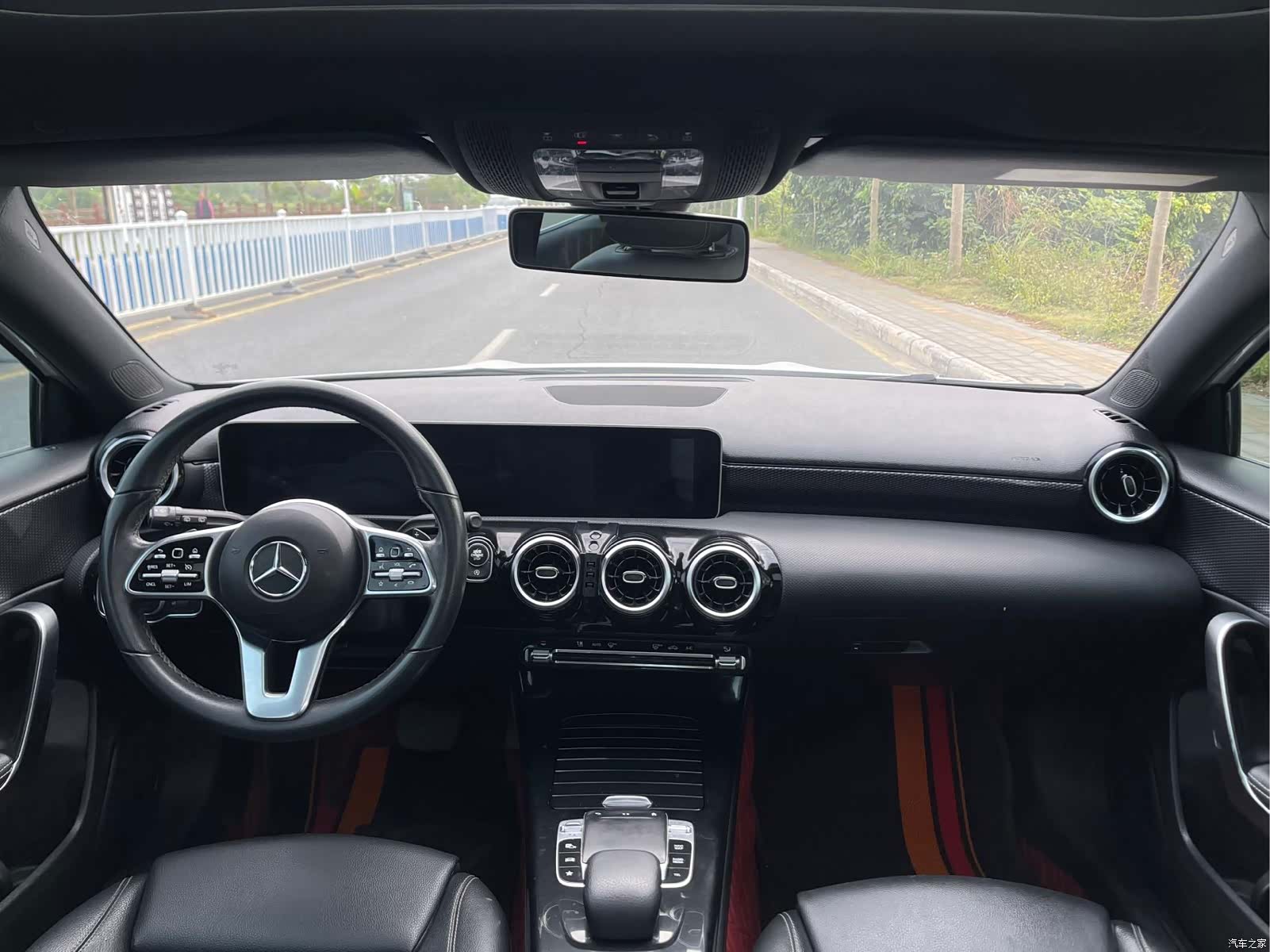 Mercedes-Benz A-Class, 2019 16