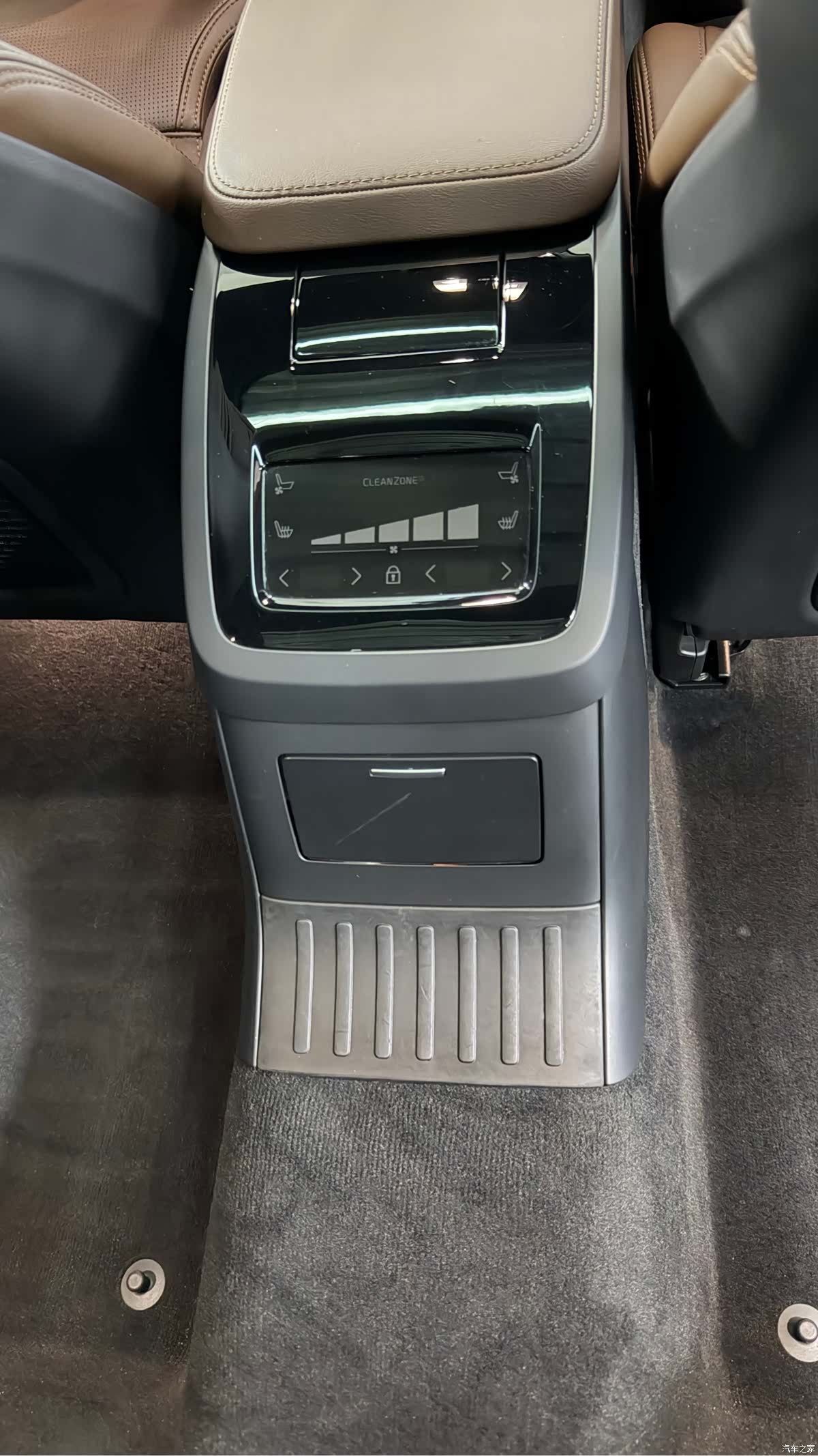 Volvo S60, 2021 21