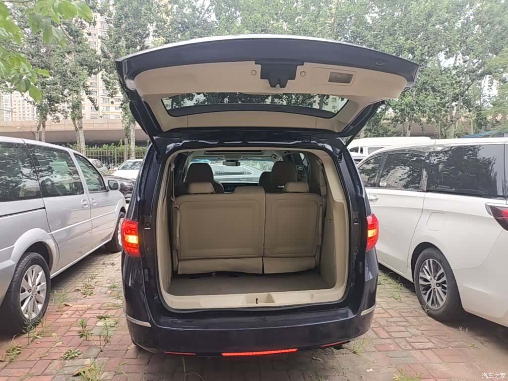 Buick GL8, 2016 19