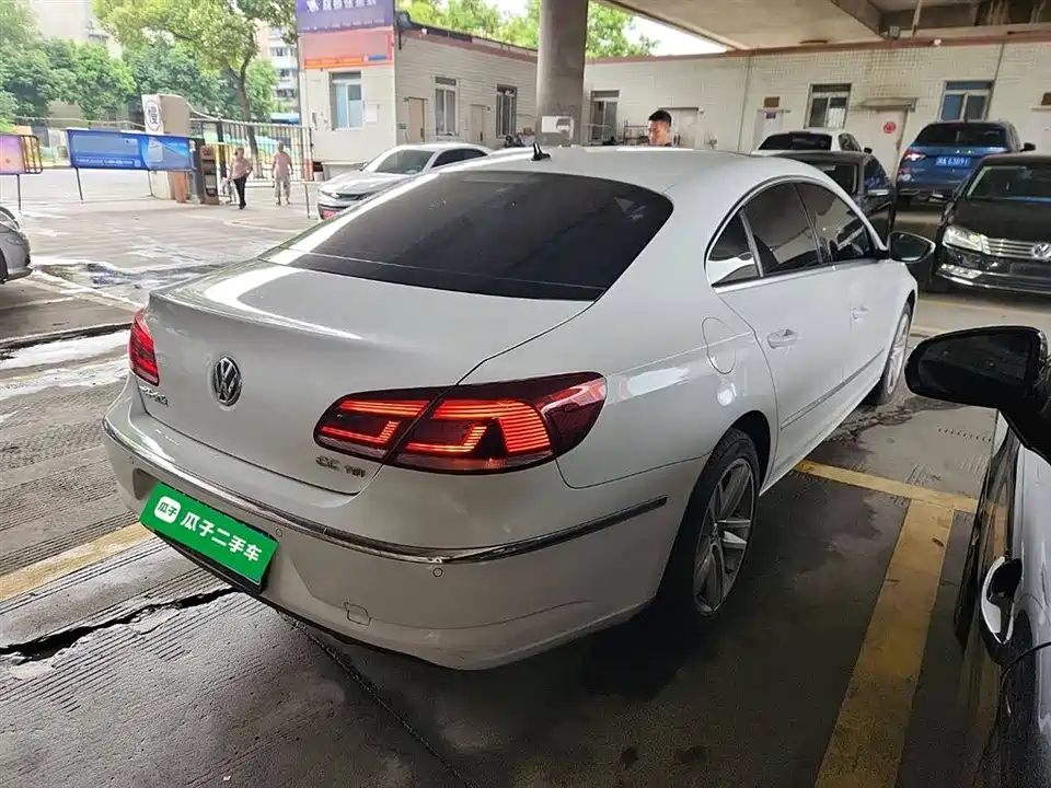 Volkswagen CC