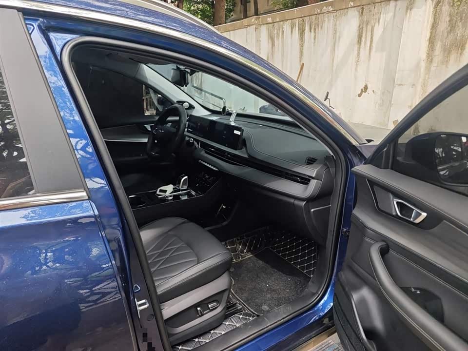 Chery Tiggo 8 PLUS Kunpeng e+