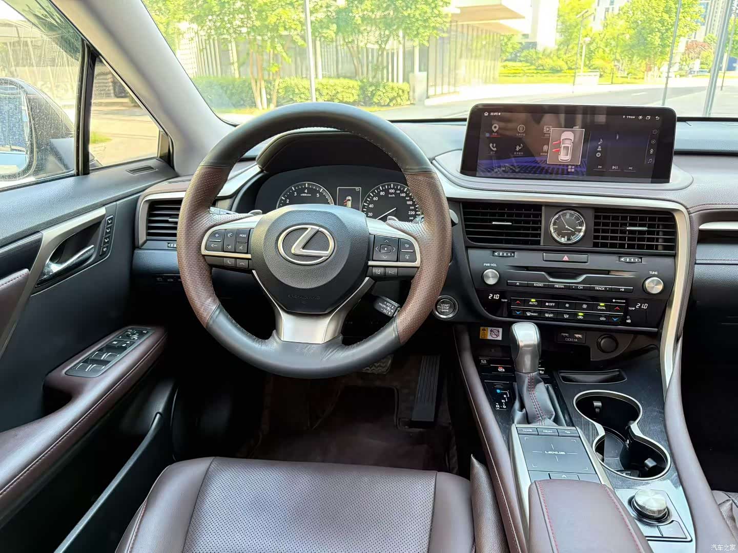 Lexus RX, 2023 7