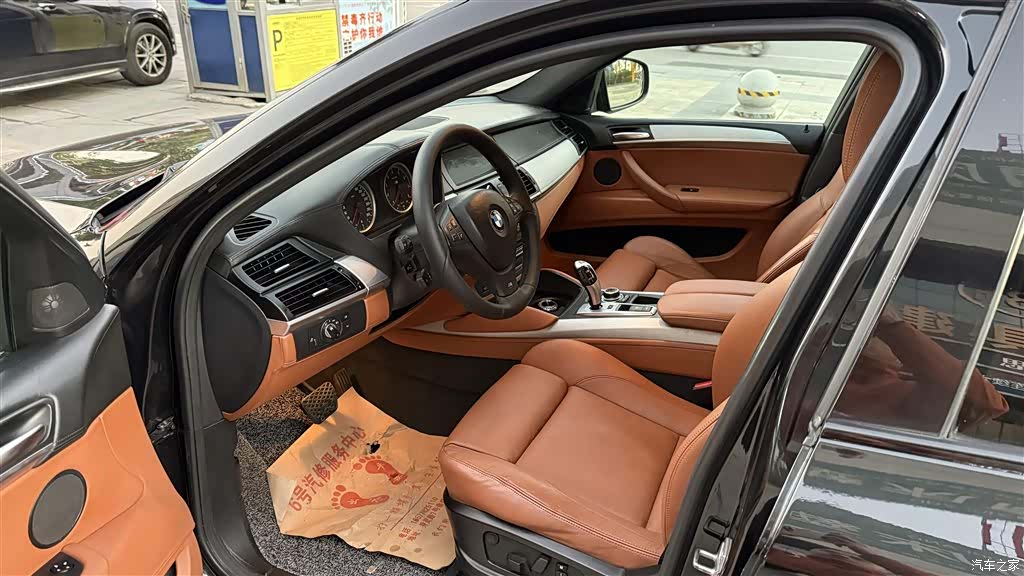 BMW X6, 2011 7