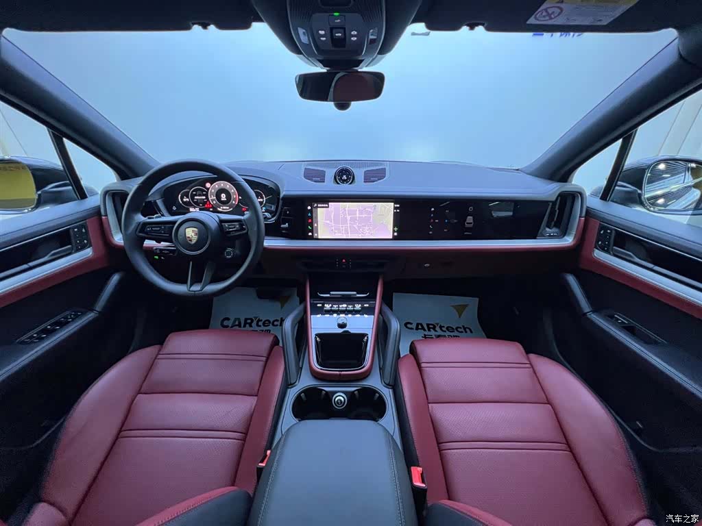 Porsche Cayenne, 2024 9