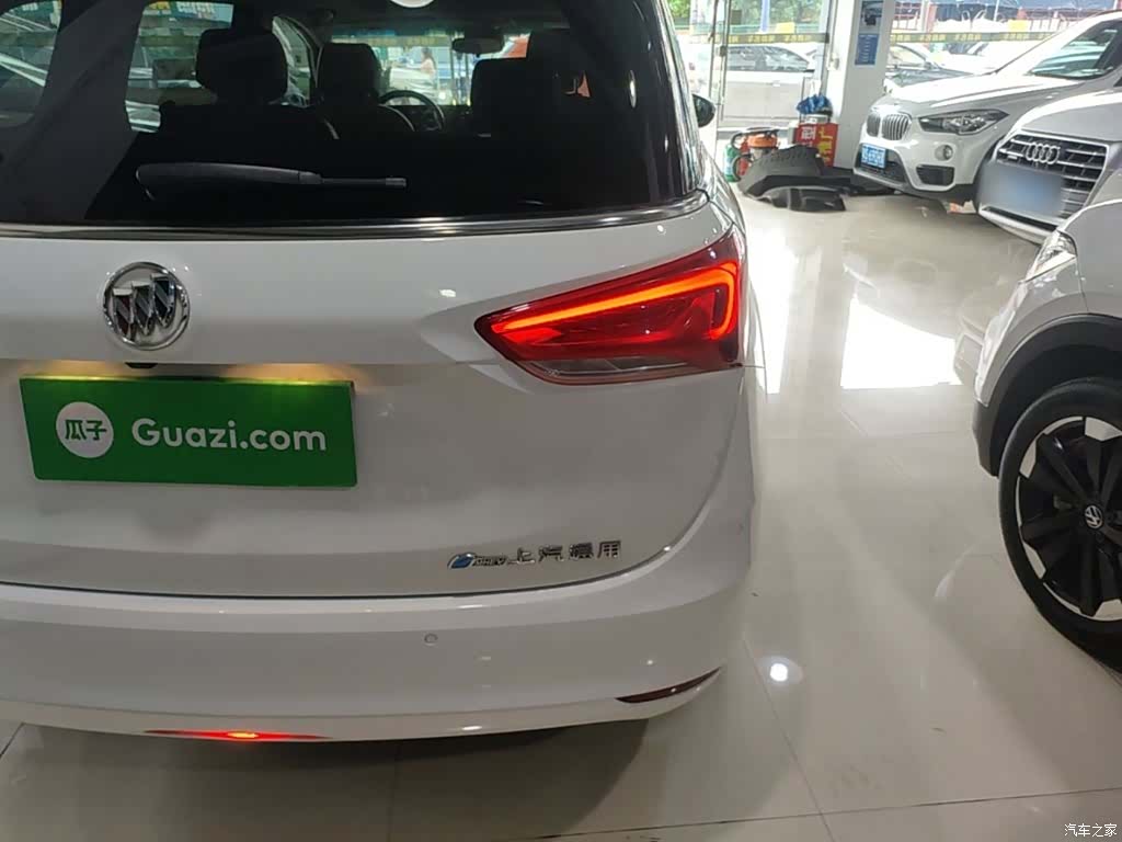 Buick GL6, 2021 8