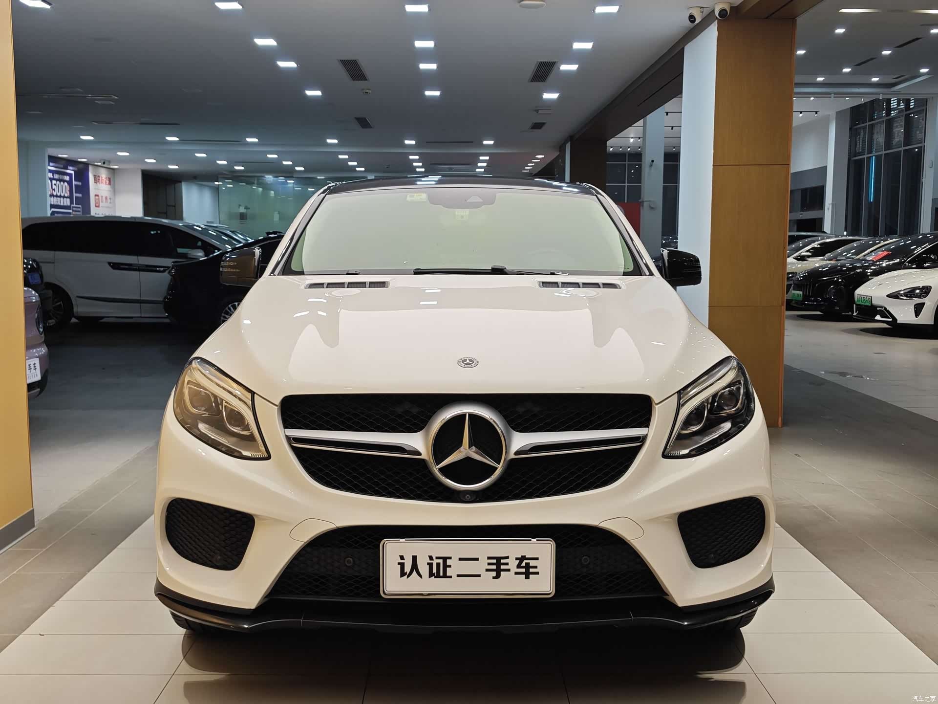 Mercedes-Benz GLE, 2018 3