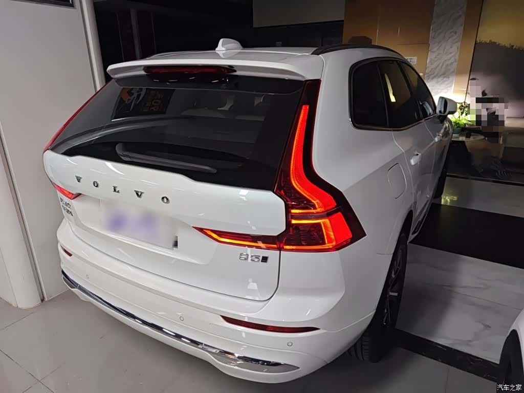 Volvo XC60, 2025 все фото