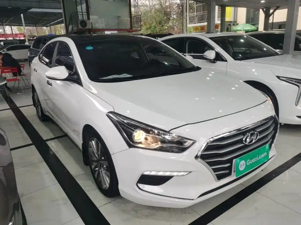 Hyundai Name picture