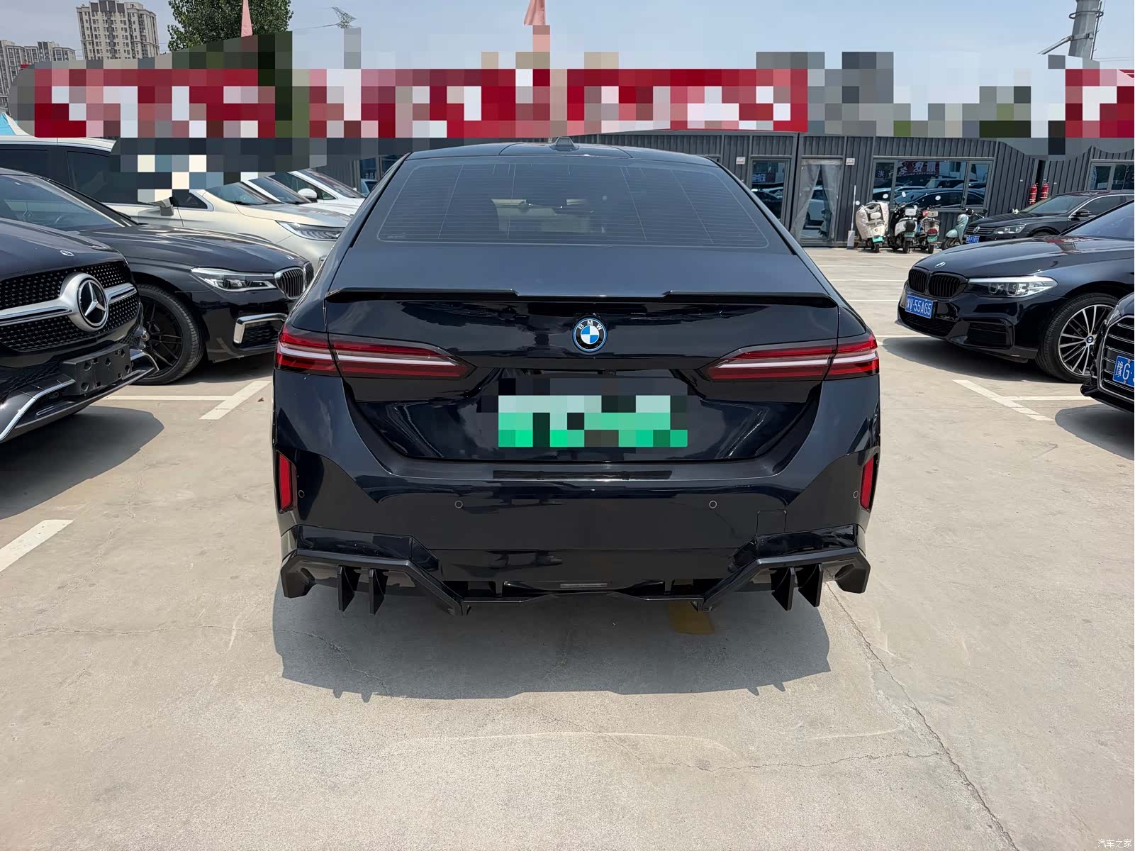 BMW i5, 2025 4