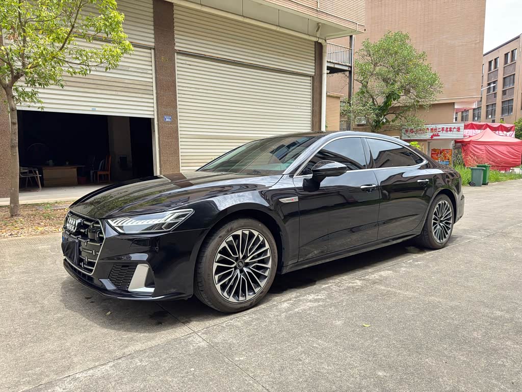 Audi A7L