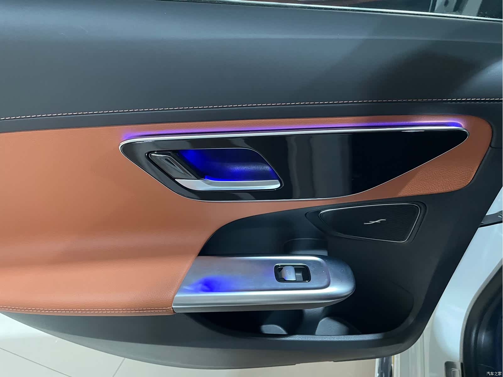 Mercedes-Benz C-Class, 2023 15