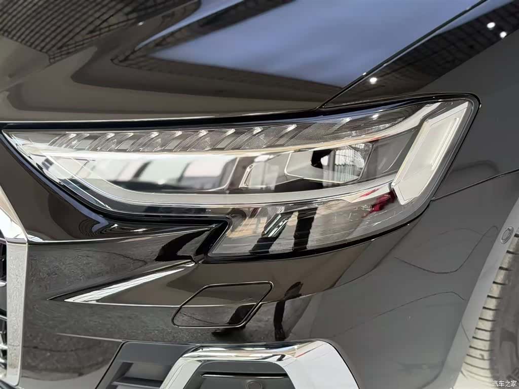 Audi A8L, 2022 15
