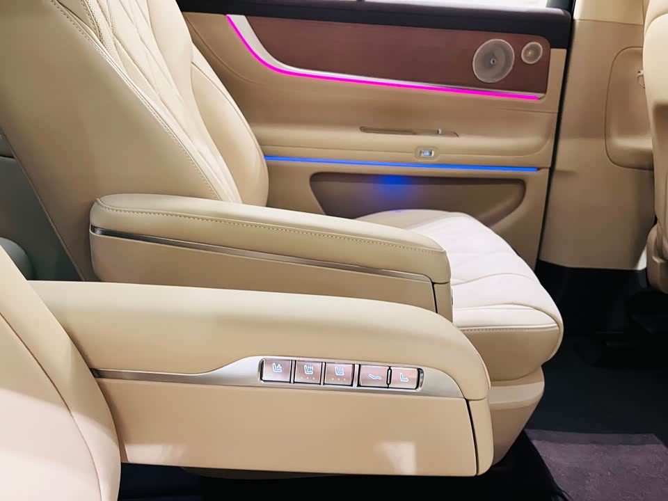 HarmonyOS Ask the world M9