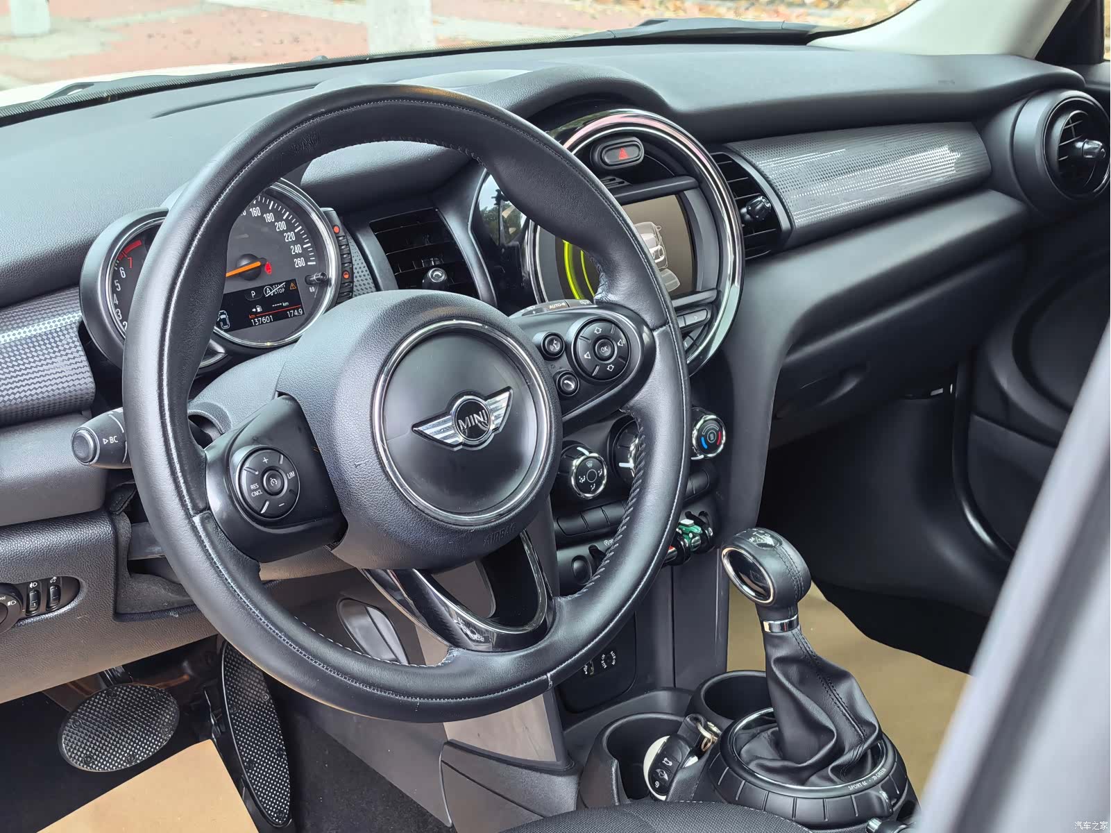 Mini Cooper, 2015 8