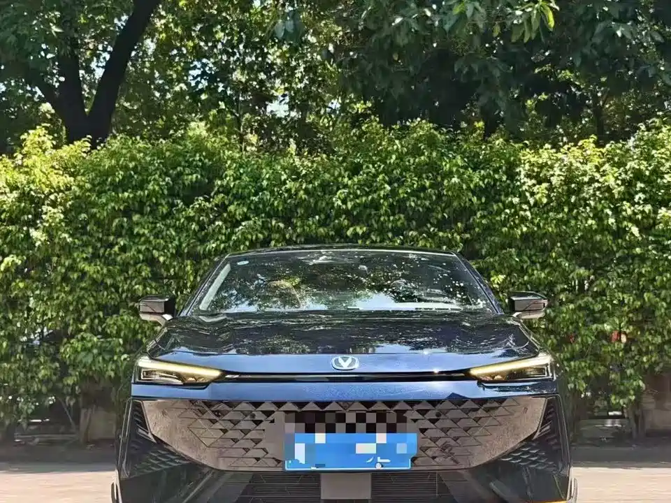 Changan UNI-V